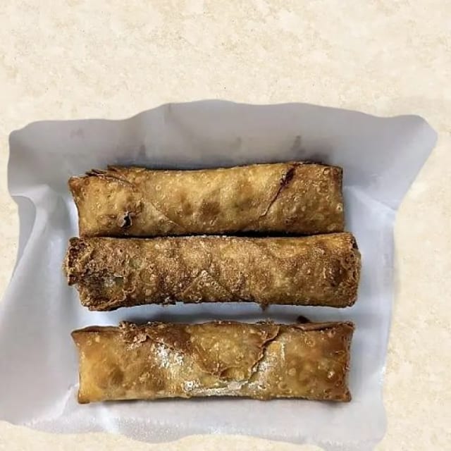 Egg Roll (3 Pieces).